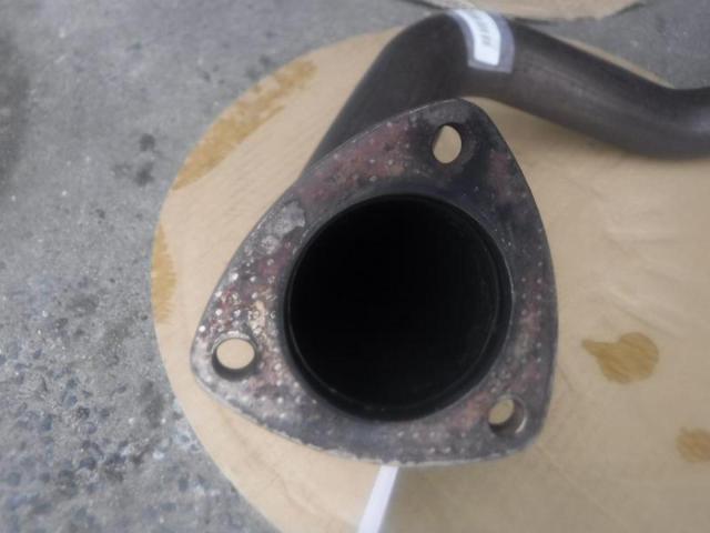 GANADOR
Vertex
Right-side exit square double muffler
Land Cruiser Prado/GUN150: For gasoline vehicles