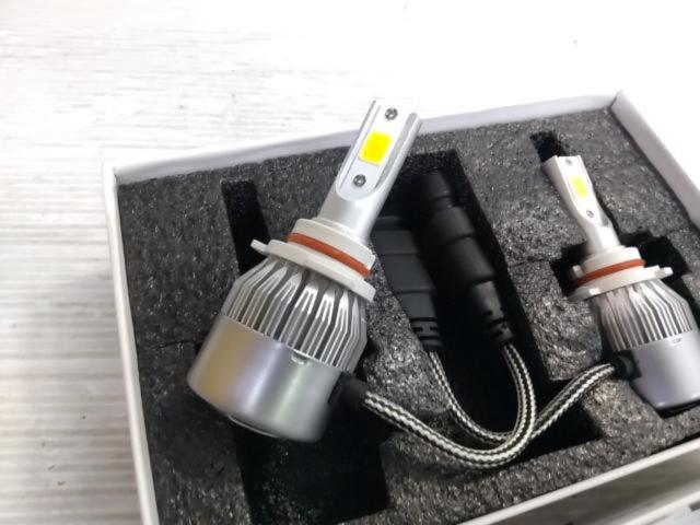 Unknown Manufacturer
LED bulb