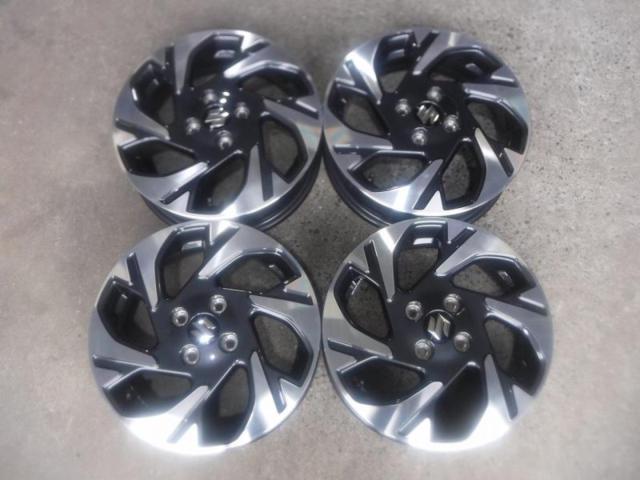 Genuine Suzuki parts
Spacia custom genuine