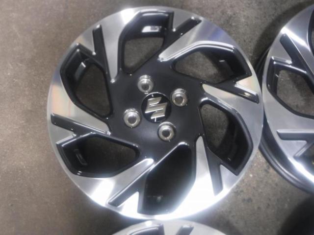 Genuine Suzuki parts
Spacia custom genuine