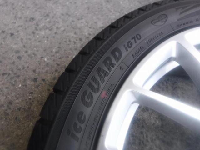 5ABE
SHOKAI
LA
STRADA
LEVIS
+
YOKOHAMA
iceGUARD
iG70