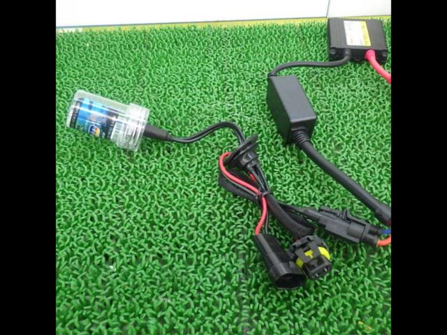HID kit
9006 (HB4) 8000K