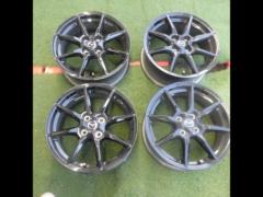 Genuine Mazda parts
Genuine ND Roadster 16-inch gloss black wheels 6.5Jx16+45/100-4H