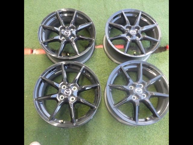 Genuine Mazda parts
Genuine ND Roadster 16-inch gloss black wheels 6.5Jx16+45/100-4H
