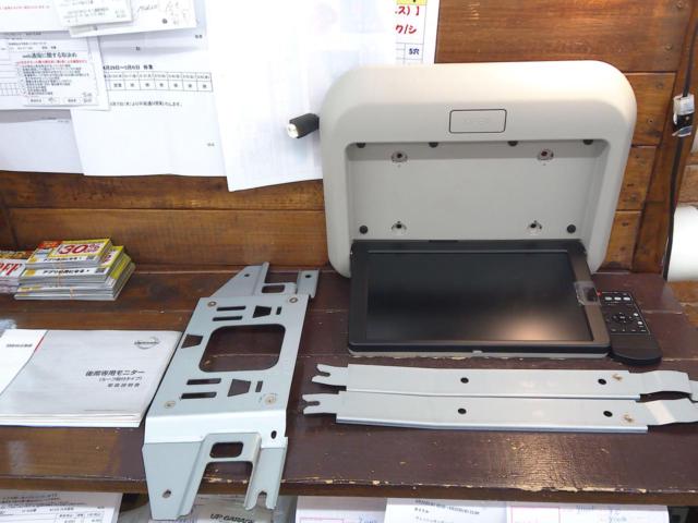 Nissan Genuine ZM-7304 Rear Seat Monitor