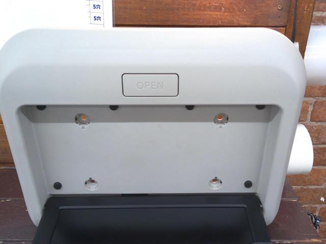 Nissan Genuine ZM-7304 Rear Seat Monitor