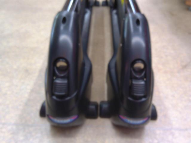 TERZOTULIPA
Skiing
&amp;
Snowboard Carrier
(Roof-on type)
(SS101B)