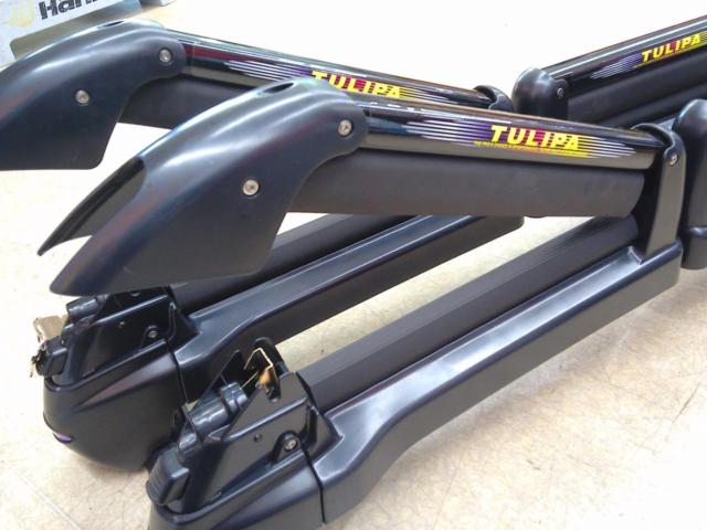 TERZOTULIPA
Skiing
&amp;
Snowboard Carrier
(Roof-on type)
(SS101B)