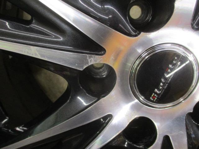 HOT
STUFF (Hot Stuff)
Laffite (Lafite)
LE-03
+
GOODYEAR (Goodyear)
Efficientgrip
ECO
hybrid