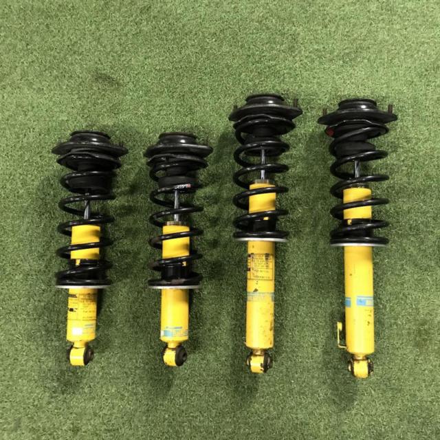 Mazda genuine
NA Roadster genuine suspension kit
+
RS-R
Down suspension