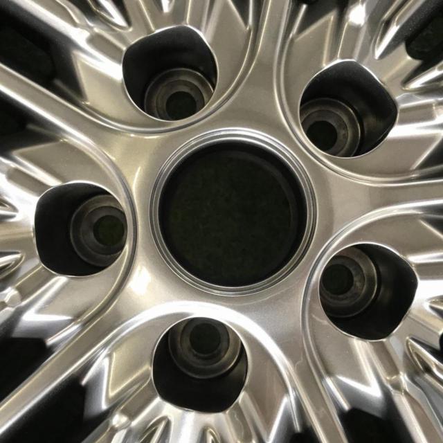 Unbelievably, it's a brand new, unused item!! KYOHO
Taylor
TL1