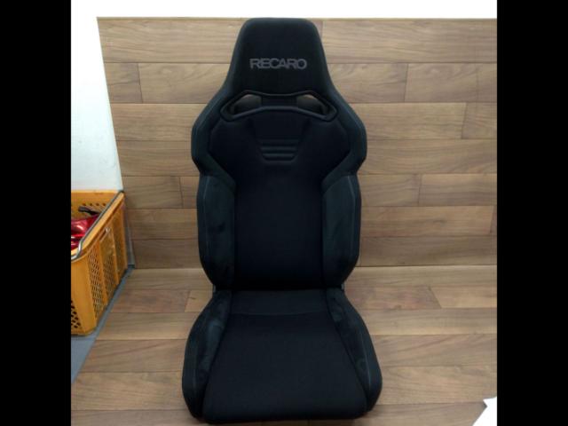 RECARO
SR-C
BK100
BK / BK