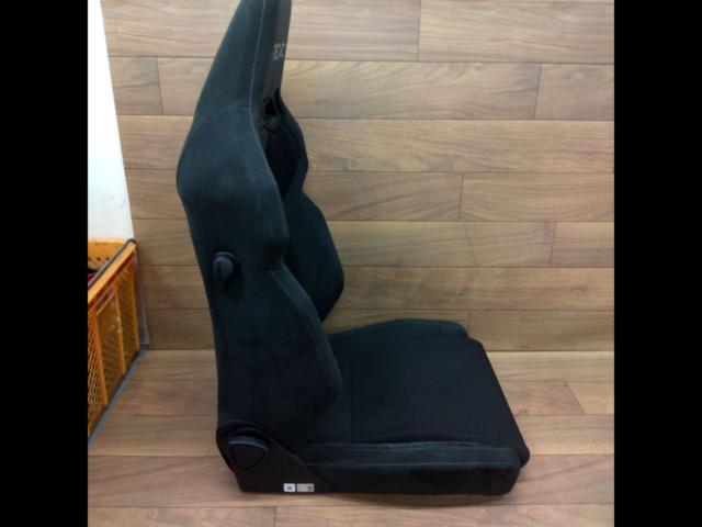 RECARO
SR-C
BK100
BK / BK