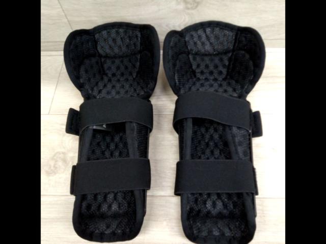 KOMINE
SK-462
Hard knee protector
M size