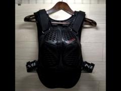 KOMINE
SK-688
Supreme body protector
Ladies size