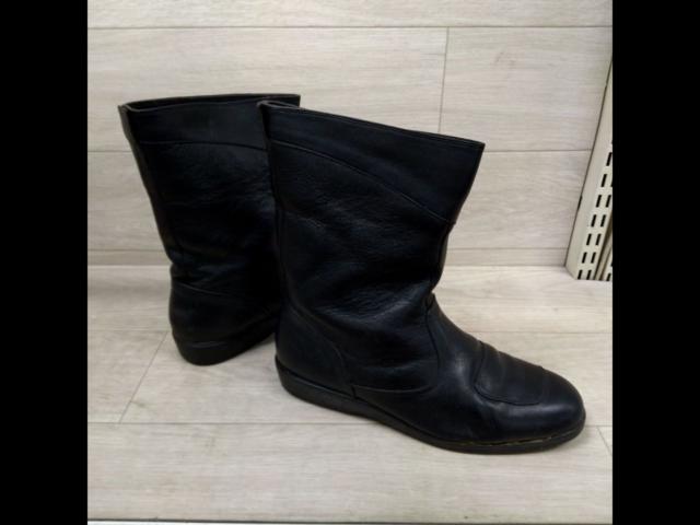 STRADA
Leather
Riders boots
Size: 25cm