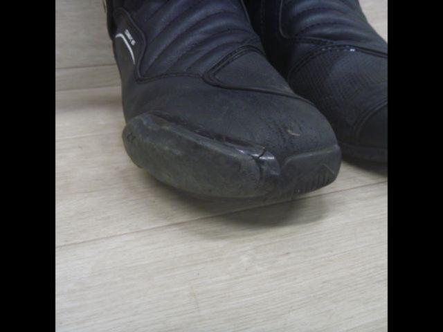 Alpinestars
Racing boots
SMX-6
V2
Size: 27.5cm