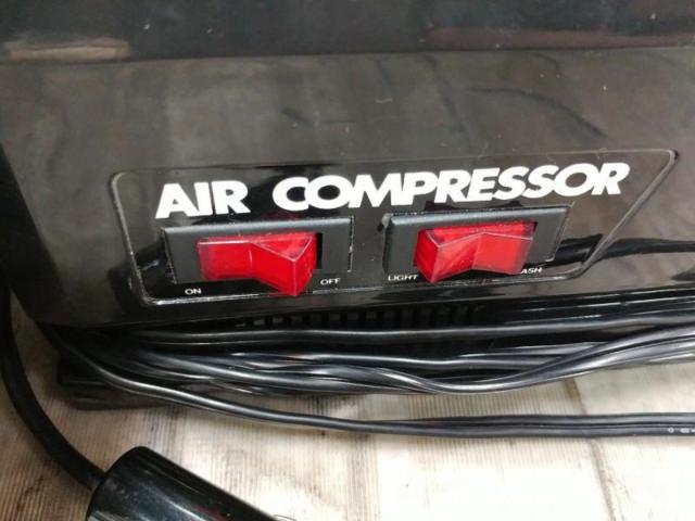 Toyota genuine
Rear garnish