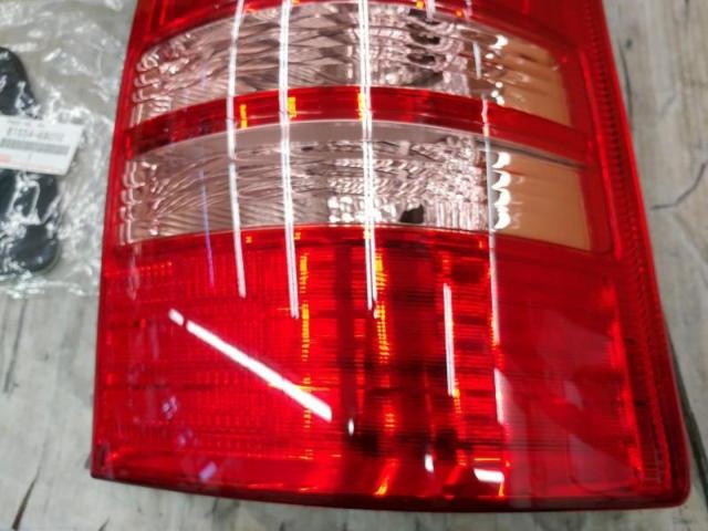 【右側】【トヨタ純正】テール(ICHIKOH68-3)