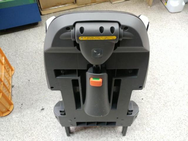 【トヨタ純正】チャイルドシート