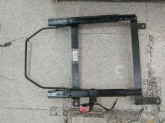 [Right side] Manufacturer unknown
Seat rail