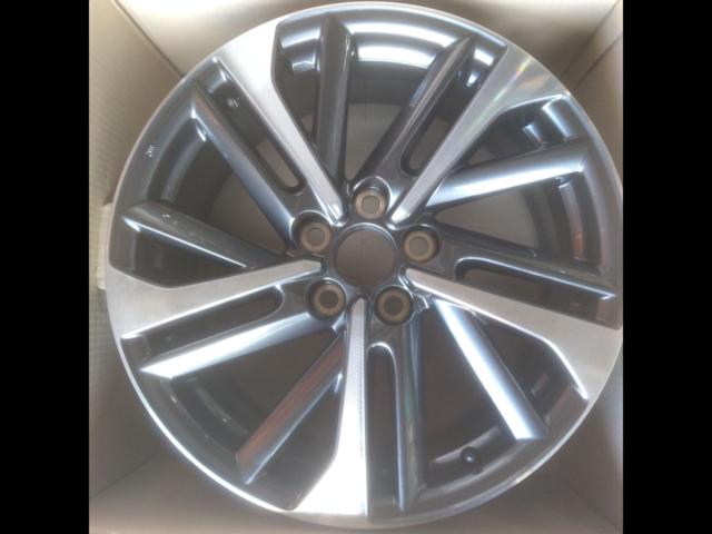 【トヨタ純正】 カローラクロス純正ホイール