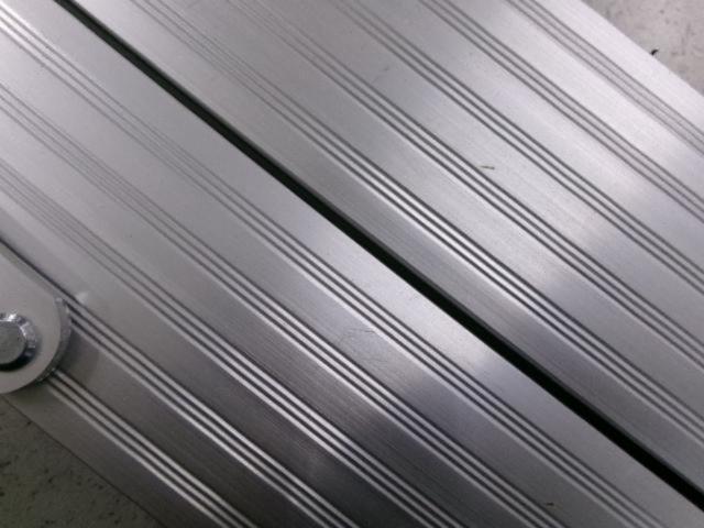 サンワダイレクト 折りたたみ脚立 3段