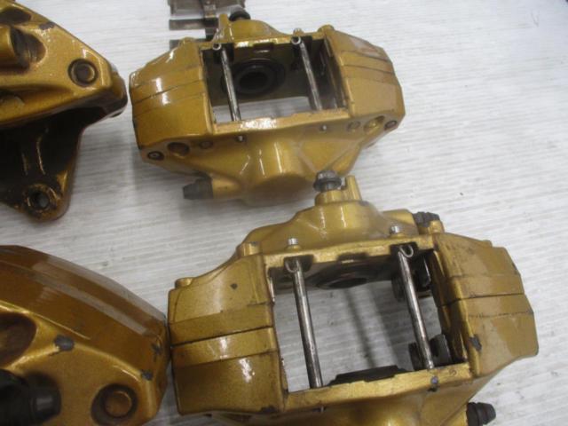 SUBARU (Subaru)
Impreza WRX / GDB
D-type genuine Brembo calipers
Set before and after