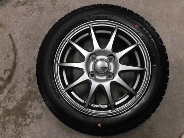 Yellow for pre-season preparations
Hat 14-inch aluminum wheels
+
GOODYEYEAR
iCE
VAN
7
155 / 65R14
