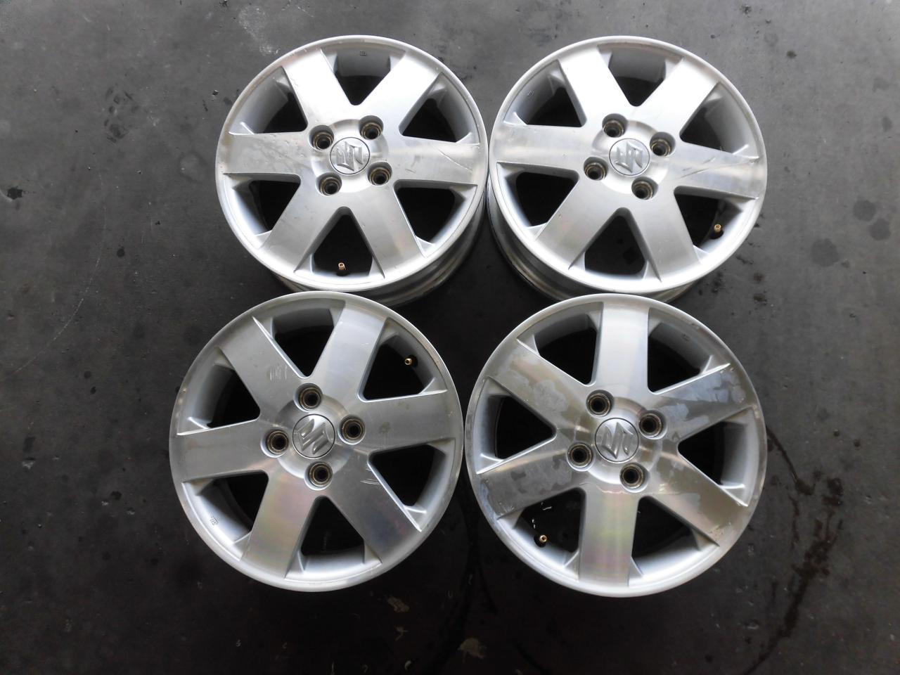Genuine Suzuki parts
6-spoke