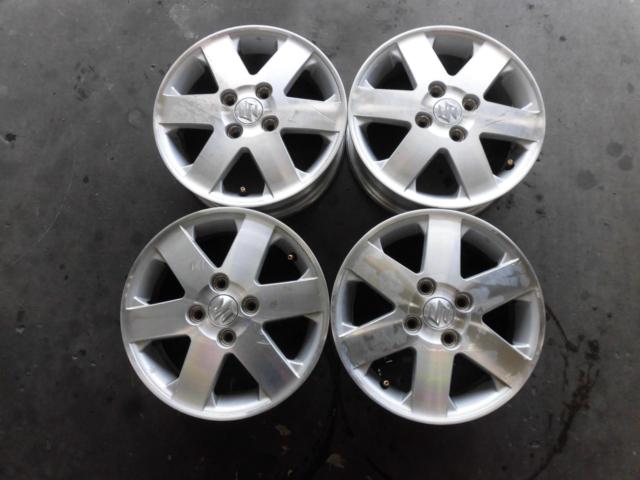 Genuine Suzuki parts
6-spoke