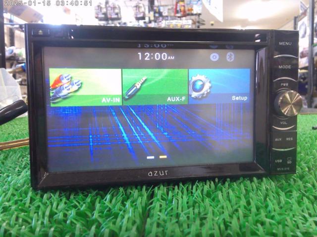 Innovative
azur
MVX-616
6.2 inches
Supports DVD, CD, microSD, USB, AUX, and radio.