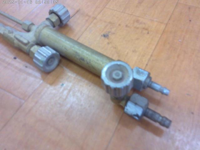 ★値下げしました★メーカー不明 ガス切断機  高圧 !