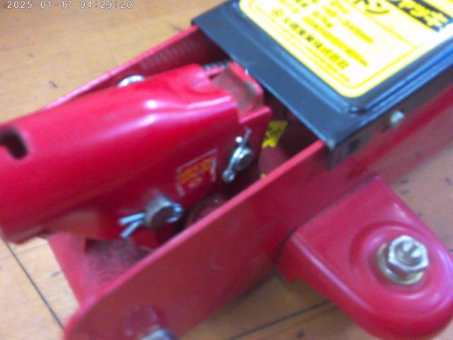 Ohashi industry
2t hydraulic floor jack