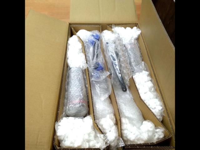 BLITZ
DAMPER
ZZ-R
Swift Sport / ZC32S
Swift / ZC72S