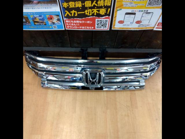 Honda genuine
Front grille
Step WGN
Spada
RK5 the previous fiscal year