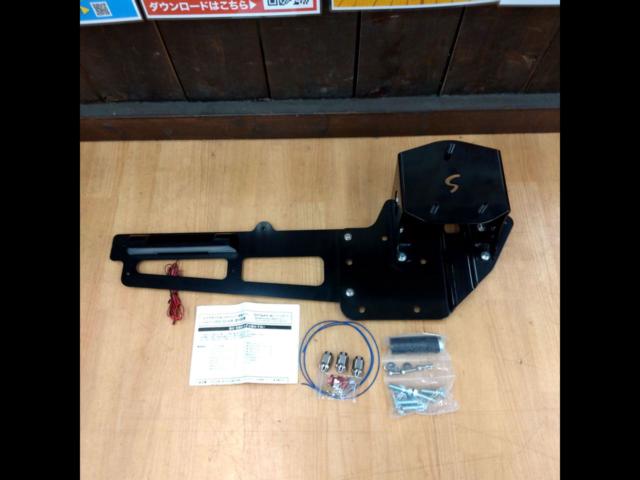 SUZYSPOTS
Spare tire & rear license plate relocation kit
Jimny / JB23 · JB33 · JB43