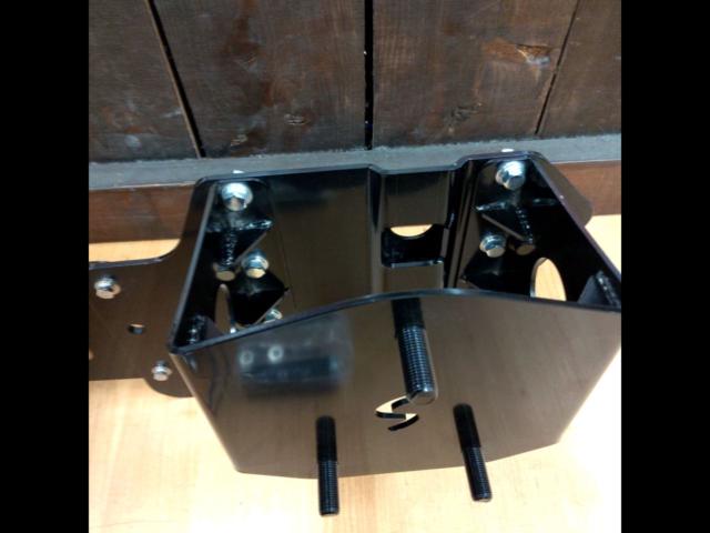 SUZYSPOTS
Spare tire & rear license plate relocation kit
Jimny / JB23 · JB33 · JB43