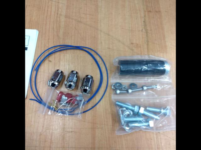 SUZYSPOTS
Spare tire & rear license plate relocation kit
Jimny / JB23 · JB33 · JB43