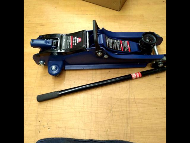 meltec
FA-24
2t hydraulic
Lowdown jack