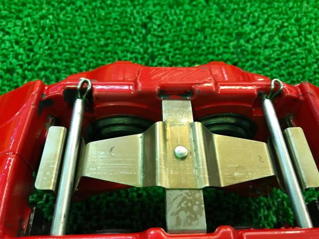 TOYOTA/Brembo
GR86 (ZN8)
Genuine option
Brake caliper
1 cars
4 split