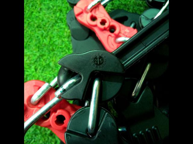 CAR-MATE
Resin tire chain
BIATHRON
Quick
EASY
QE16L
Unused