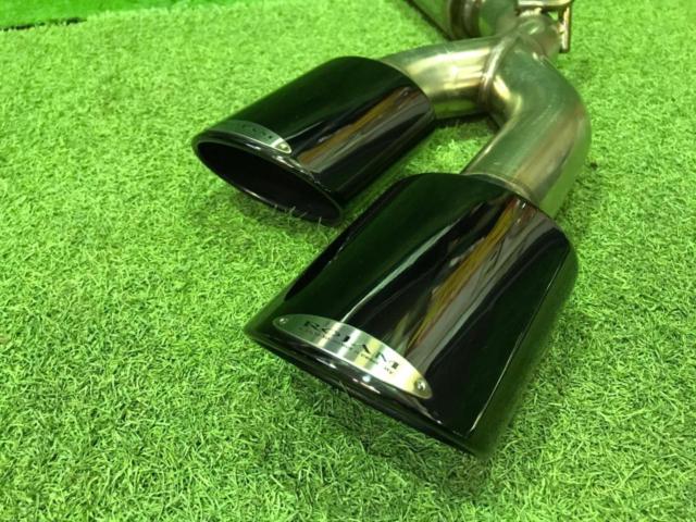 ROJAM
Land Cruiser 300
DTM Side Exhaust System
Four out muffler