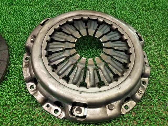 NISMONISO
COPPERMIX
Sports clutch disc
/30100-RS252
+
NISMO
Sports clutch cover
/30210-RSZ30