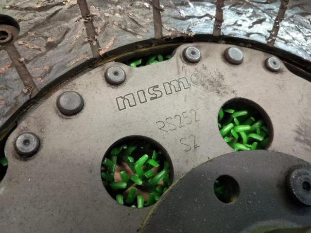 NISMONISO
COPPERMIX
Sports clutch disc
/30100-RS252
+
NISMO
Sports clutch cover
/30210-RSZ30