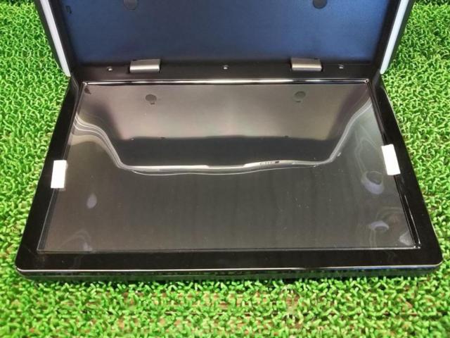 Unknown Manufacturer
12.1 inches flip down monitor
F 1230 BH