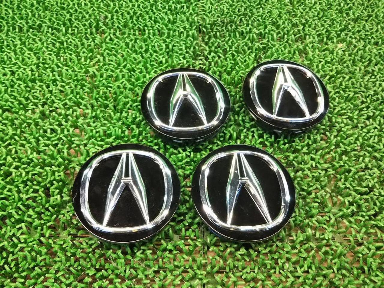 Honda genuine Acura
Center cap
4 sheets set