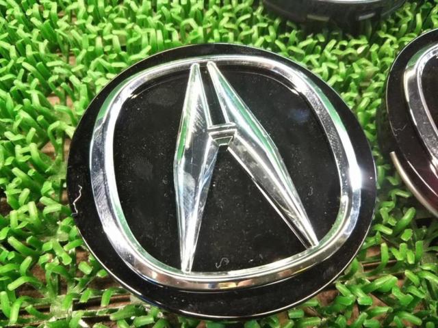 Honda genuine Acura
Center cap
4 sheets set