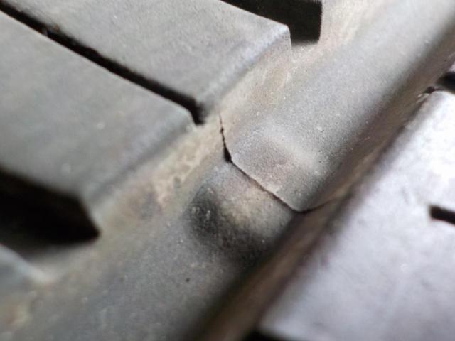 GOODYEAR
Efficient
Grip
RVF02