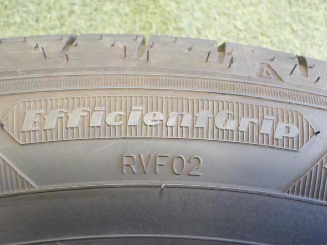 GOODYEAR
Efficient
Grip
RVF02